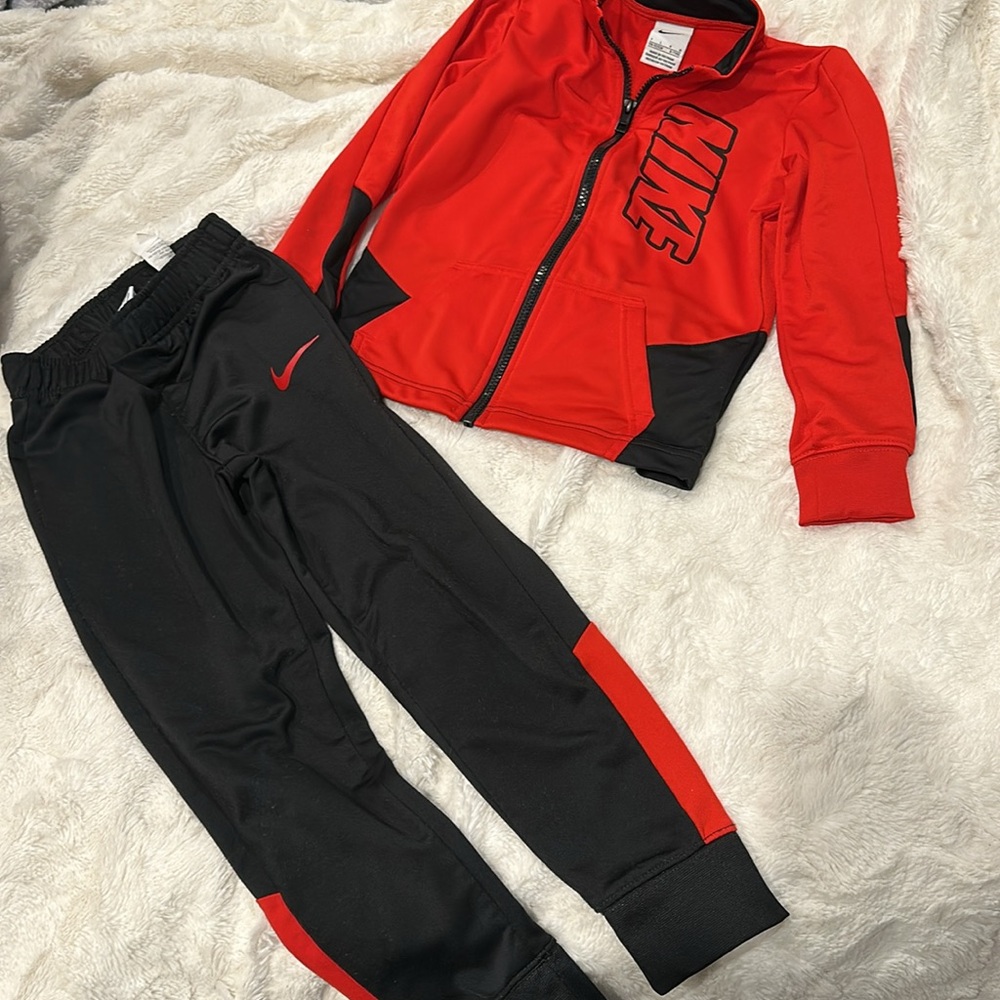 Boys Nike 7 Large Red and Black track suit